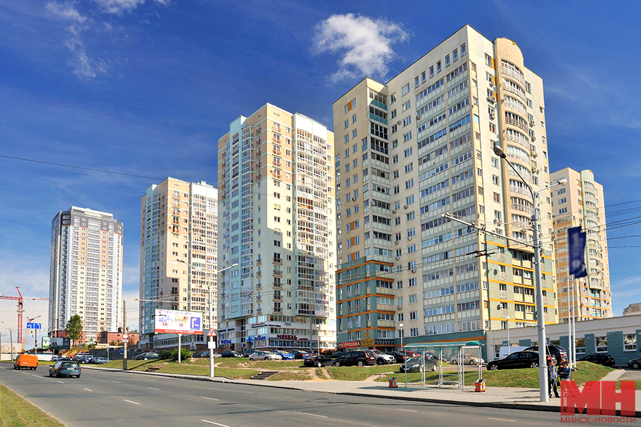 minsk zhilye doma vesna leto