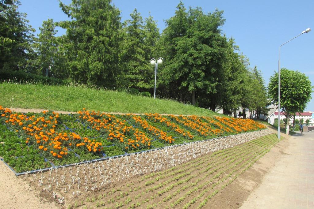 цветоч. композиция мемориала Катюши