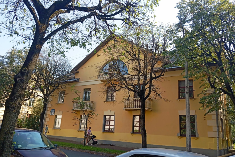 Застывшая музыка старого города — выставки октября