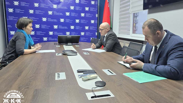 Министр ЖКХ провел личный прием граждан