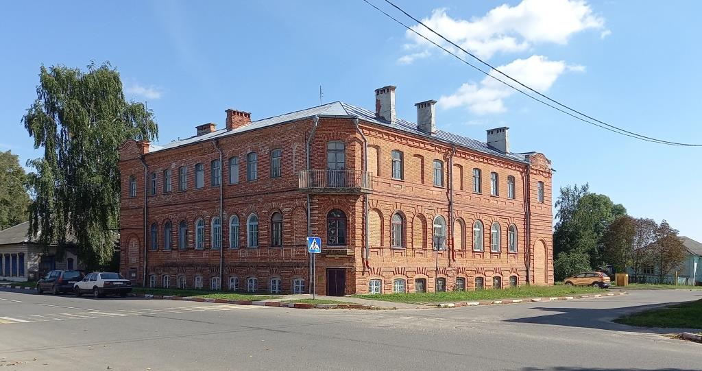 13. Здание Париж 2