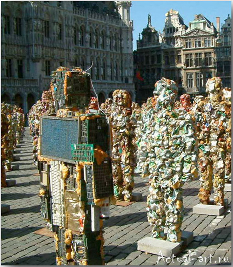 Ха ШУЛЬТ. The Trash People («Мусорные люди»)