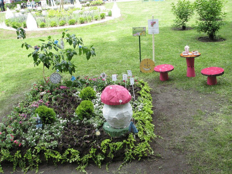 Алиса в стране чудес Заводского района